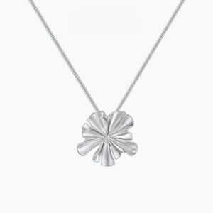 952Pleated Flower Long Necklace